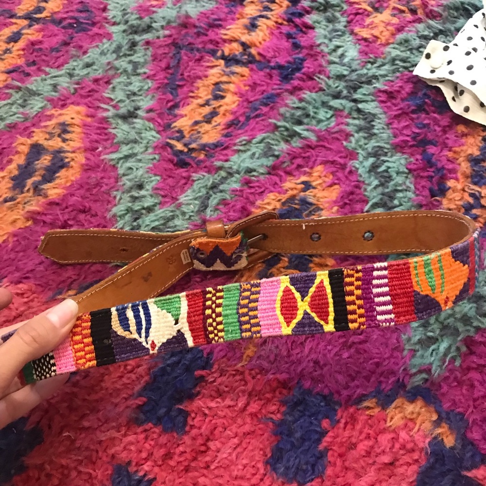 VINTAGE // Guatemalan Leather Belt - Picture 4 of 7